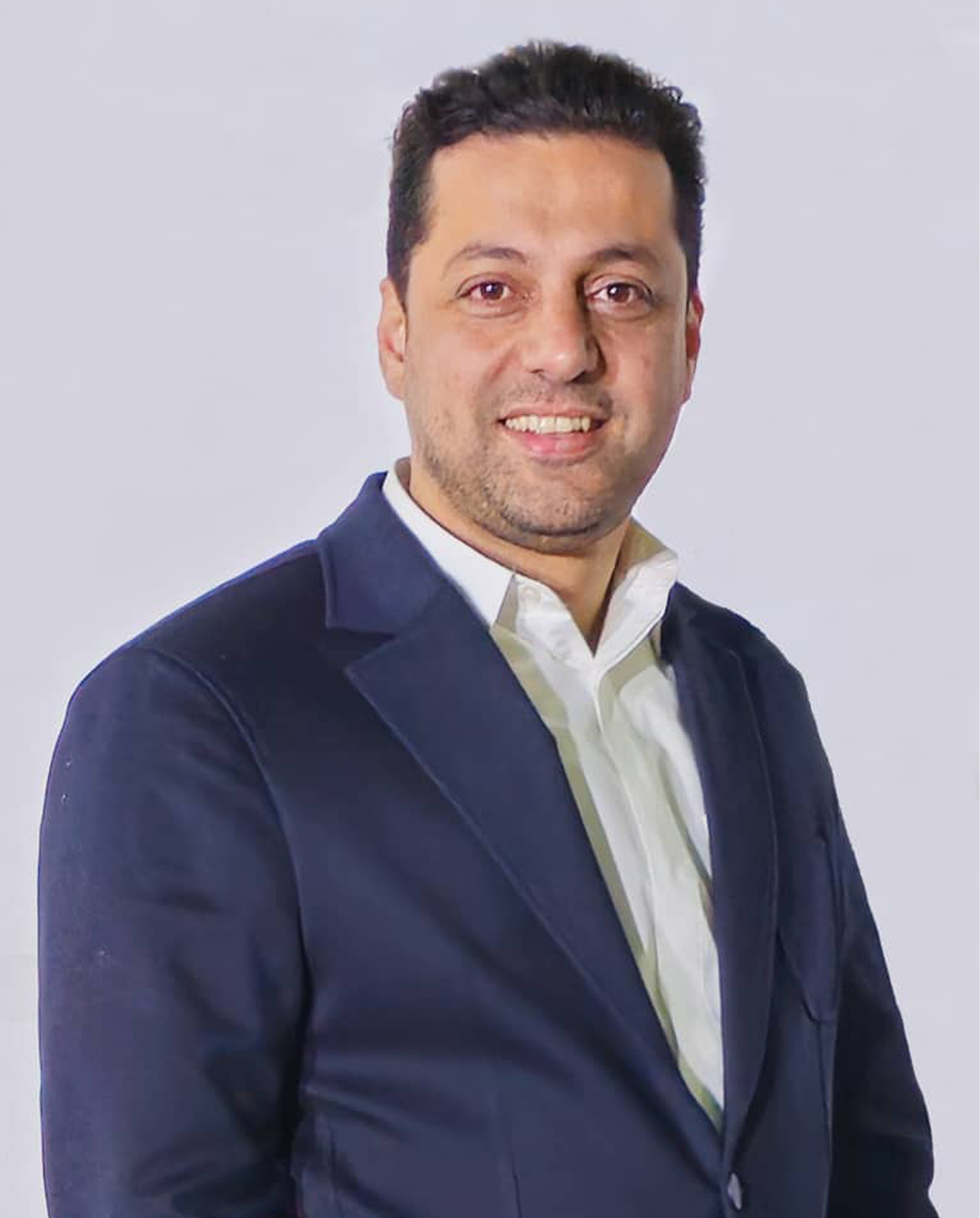 امین مهنام